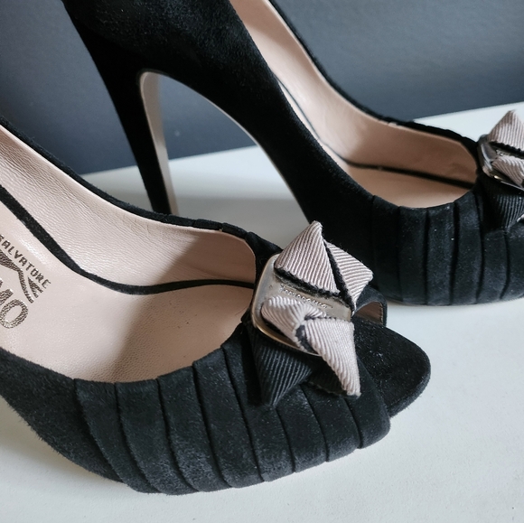 Salvatore Ferragamo Heels - Picture 4 of 13